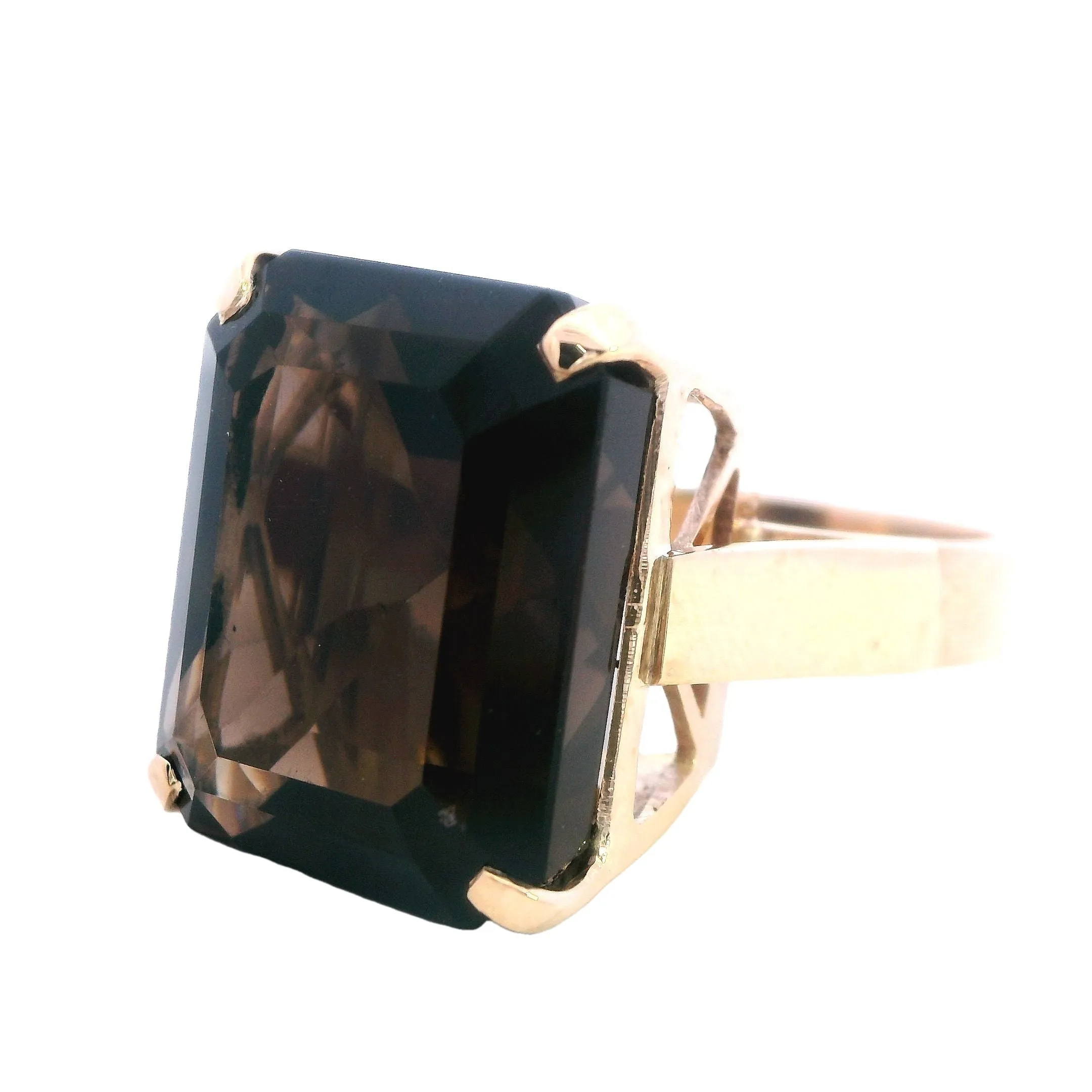 Elegant Yellow Gold Smokey Quartz Ring - Bold and Sophisticated