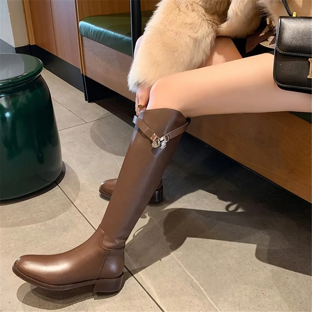 LeatherLuxe Chic Round Toe Winter Boots