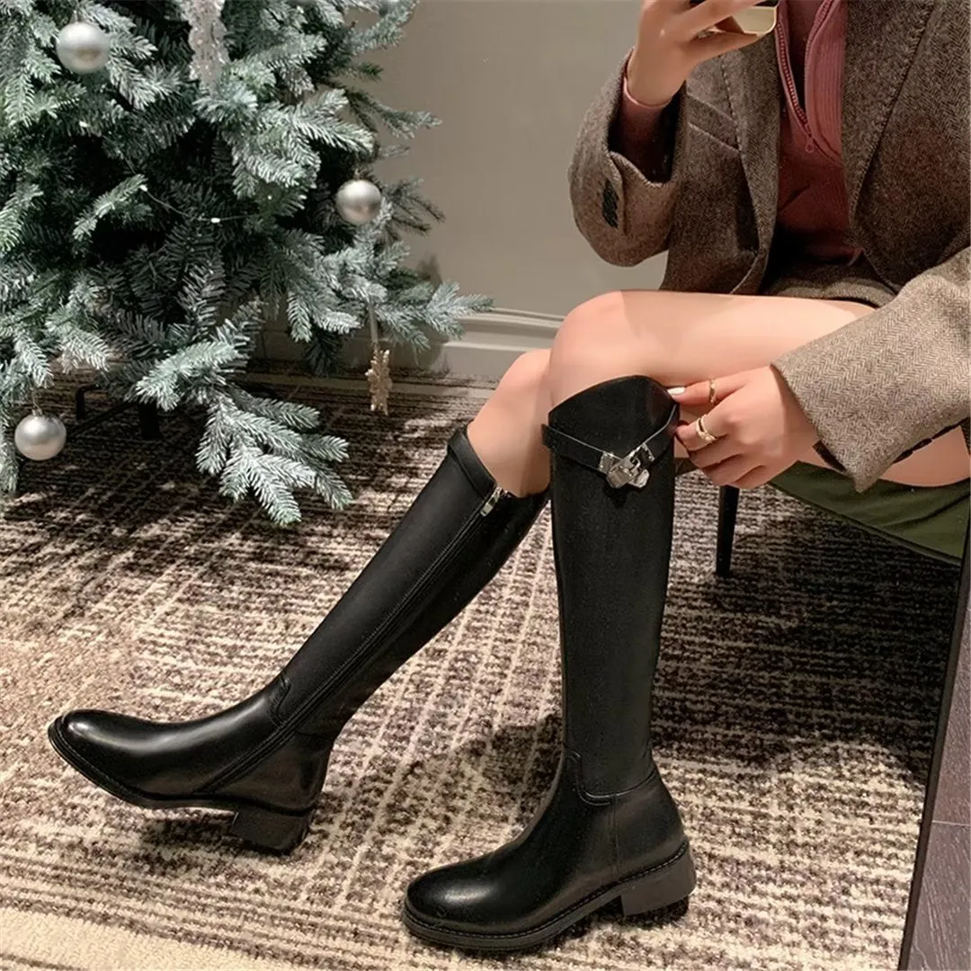 LeatherLuxe Chic Round Toe Winter Boots