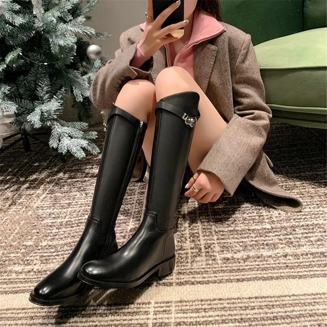 LeatherLuxe Chic Round Toe Winter Boots