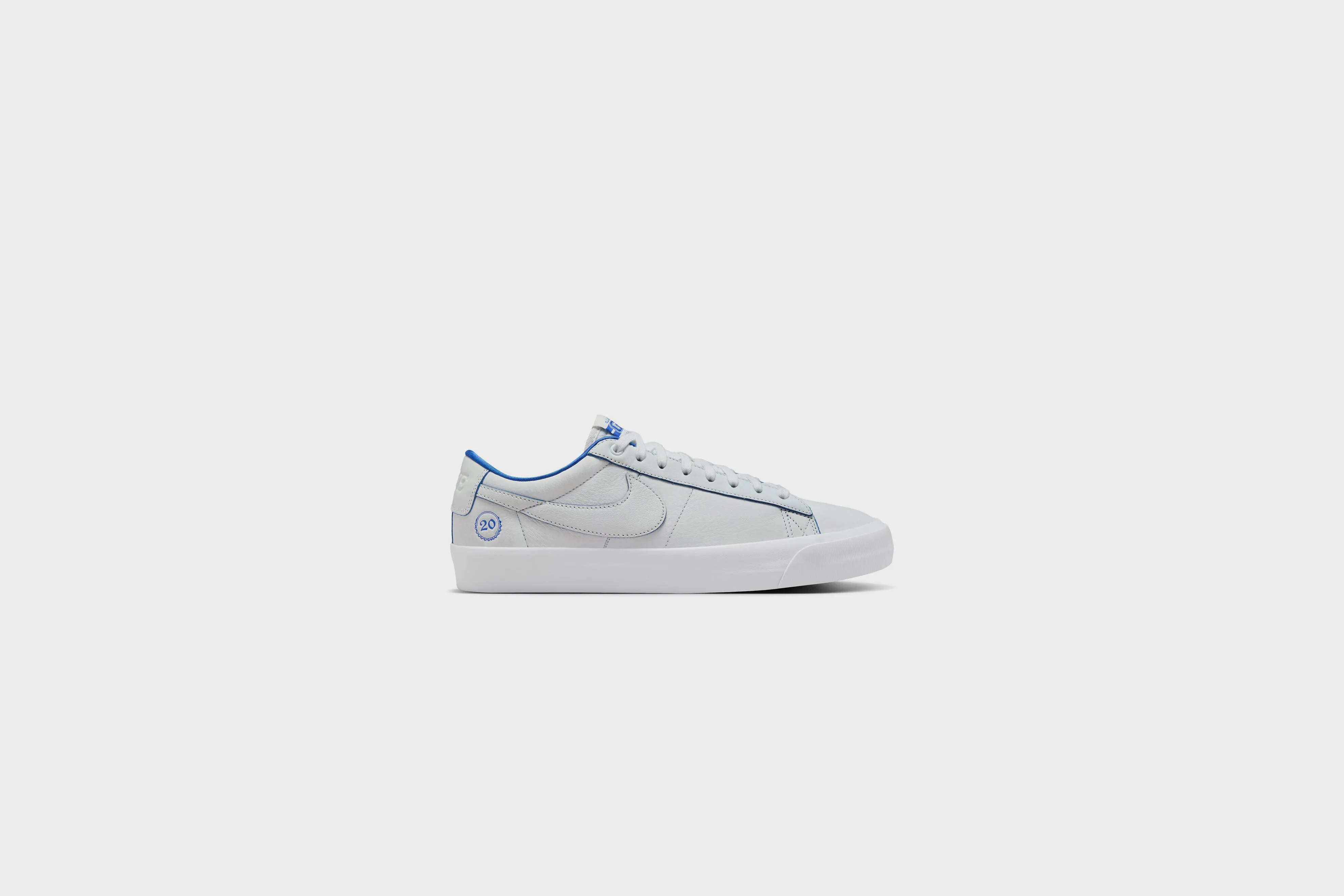 Nike SB Blazer Low Pro GT PRM (Summit White/Game Royal)