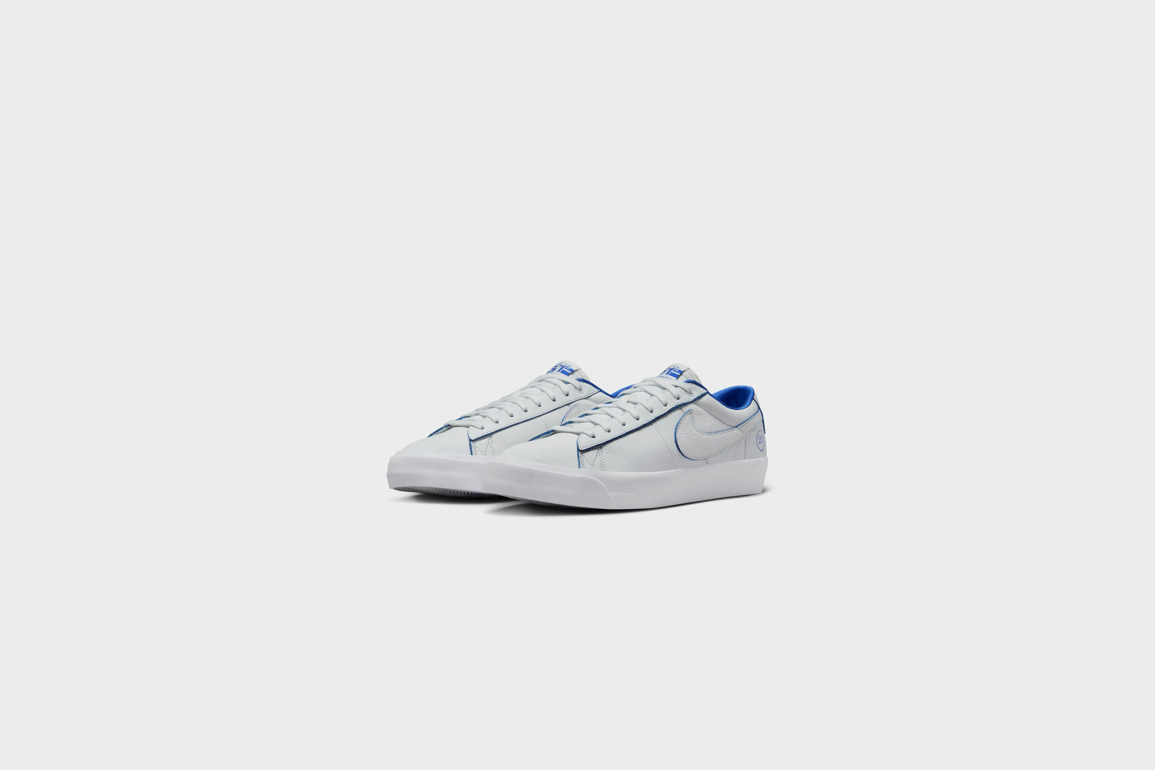 Nike SB Blazer Low Pro GT PRM (Summit White/Game Royal)