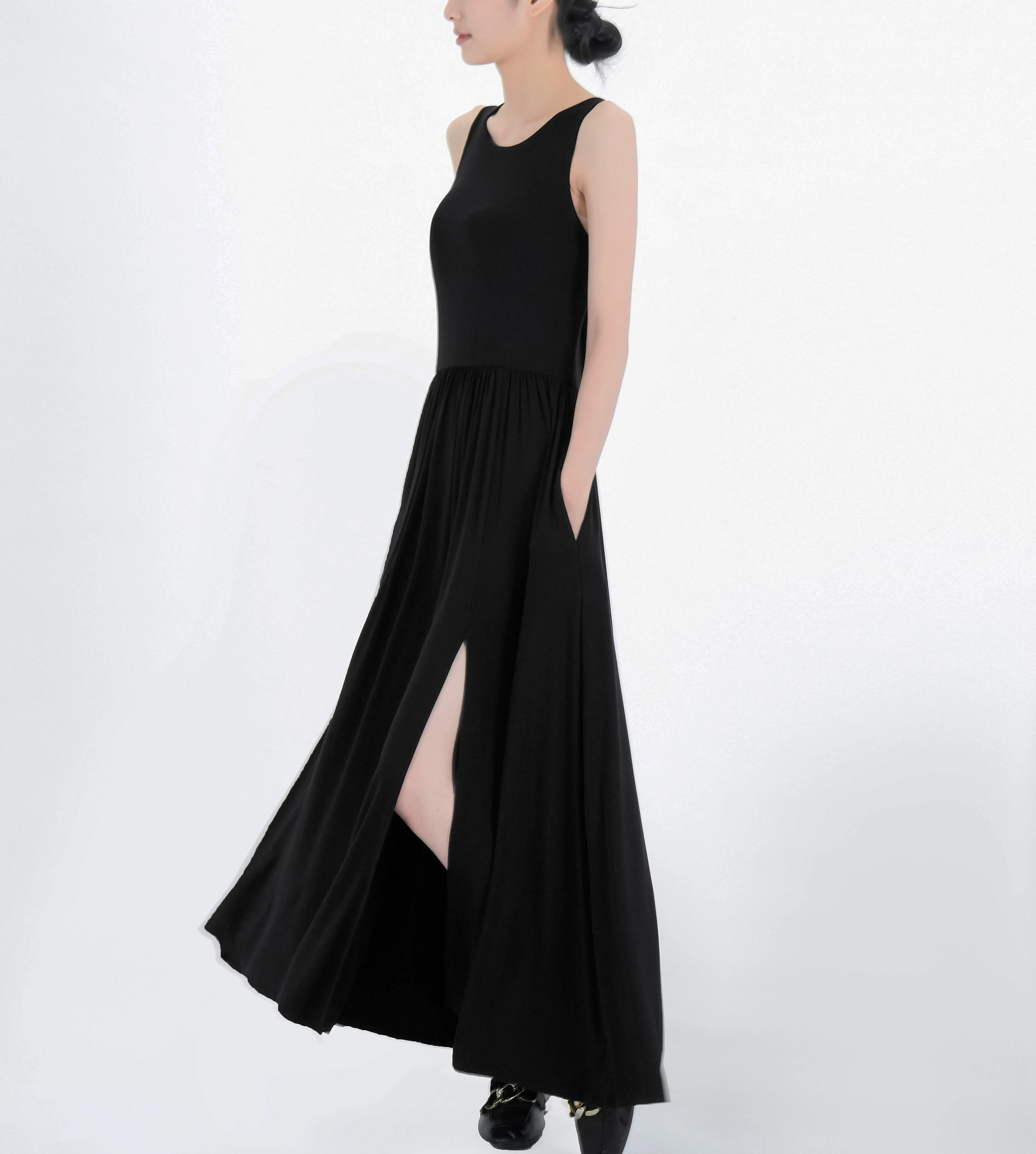 Silktouch TENCEL™ Elegant Maxi Dress