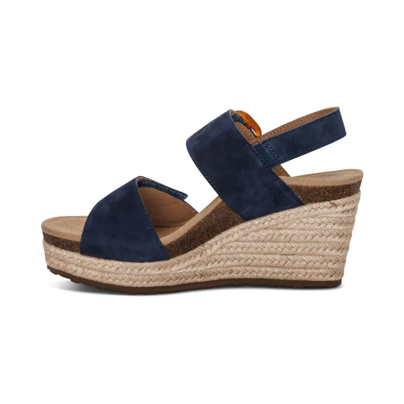 WOMEN'S AETREX ASHLEY ARCH SUPPORT WEDGE SANDAL | NAVY