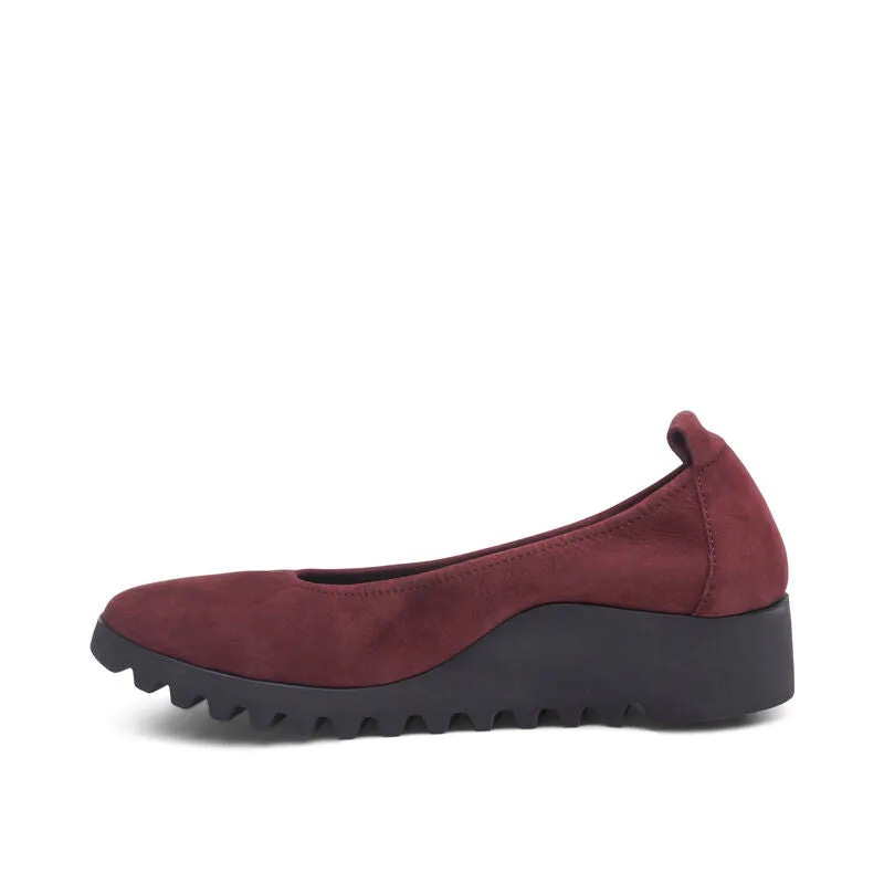 WOMEN'S AETREX BRIANNA BALLET FLAT | BURGUNDY