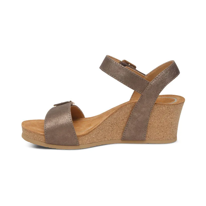 WOMEN'S AETREX LEXA QUARTER STRAP WEDGE | BRONZE