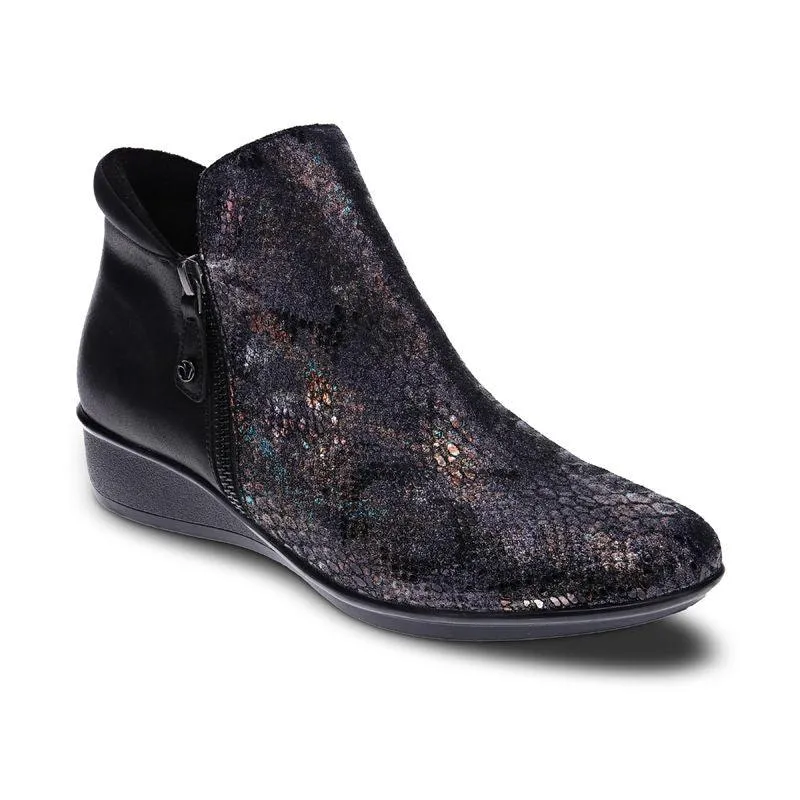 WOMEN'S REVERE DAMASCUS BOOT| BLACK METALLIC PYTHON / ONYX